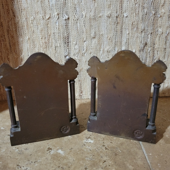 Antique Bradley & Hubbard Bookends Writer Dickens & Holmes - Picture 4 of 4